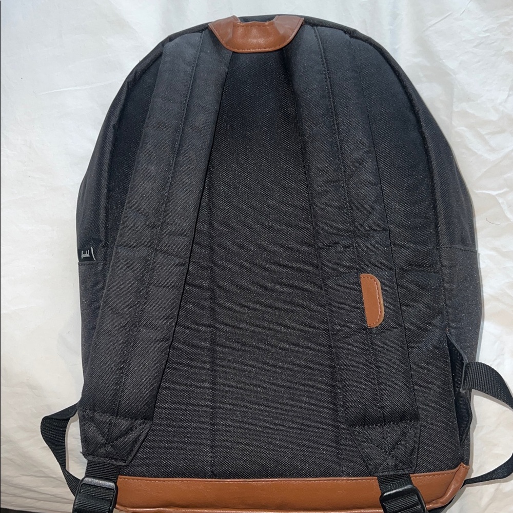 Herschel backpack - Picture 6 of 6